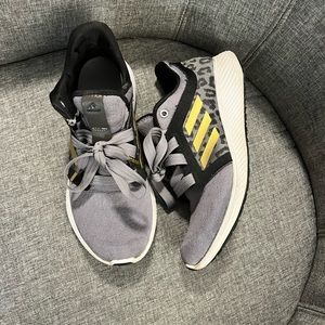 Good used condition Adidas sneakers